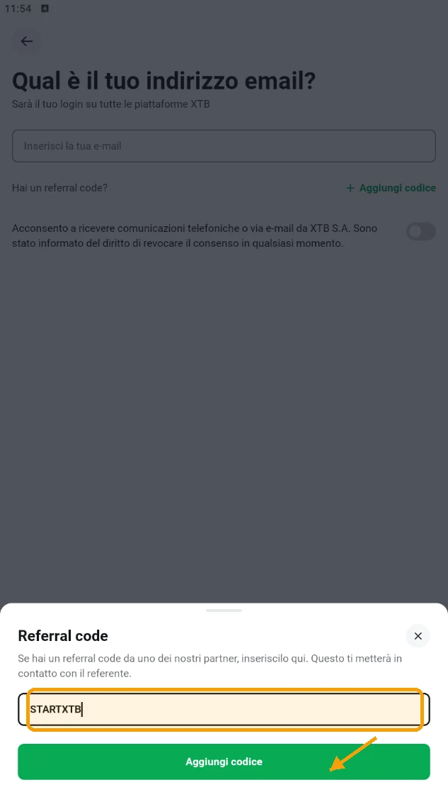 Popup del codice referral nell'app mobile XTB con STARTXTB inserito, pronto per essere applicato