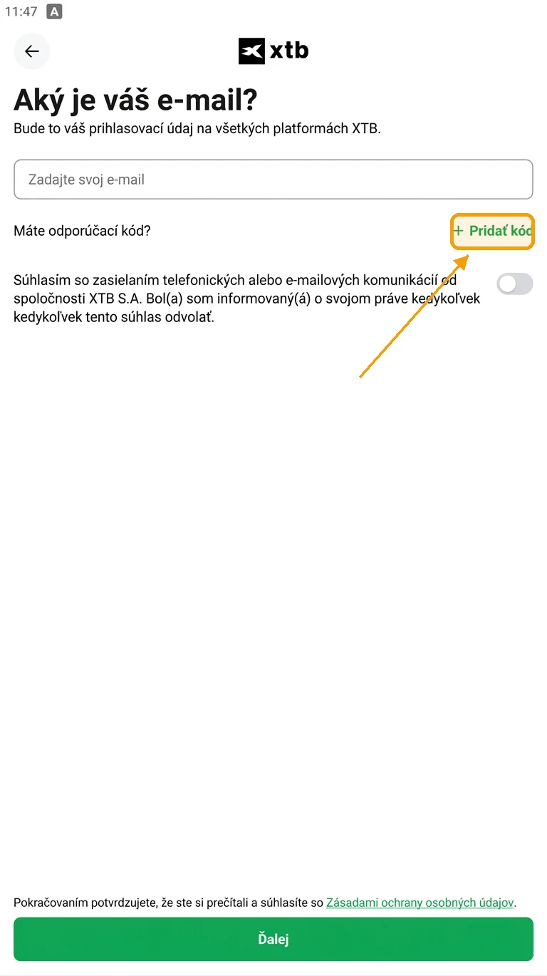 Registrácia v mobilnej aplikácii XTB — odkaz „Pridať kód